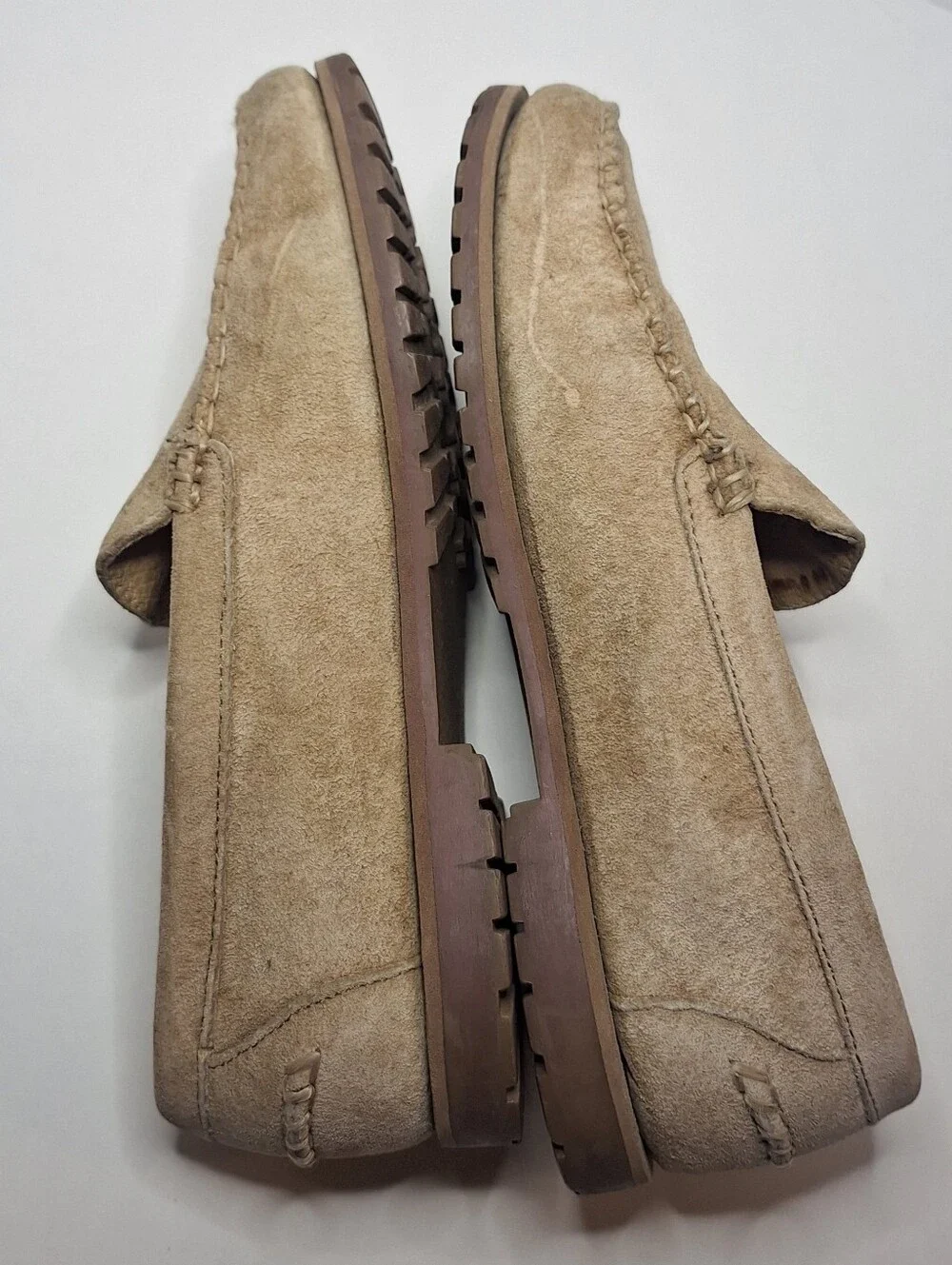 Vintage Eddie Bauer Wmns 7.5W Sand Suede Leather Driving Loafers Slip On Comfort